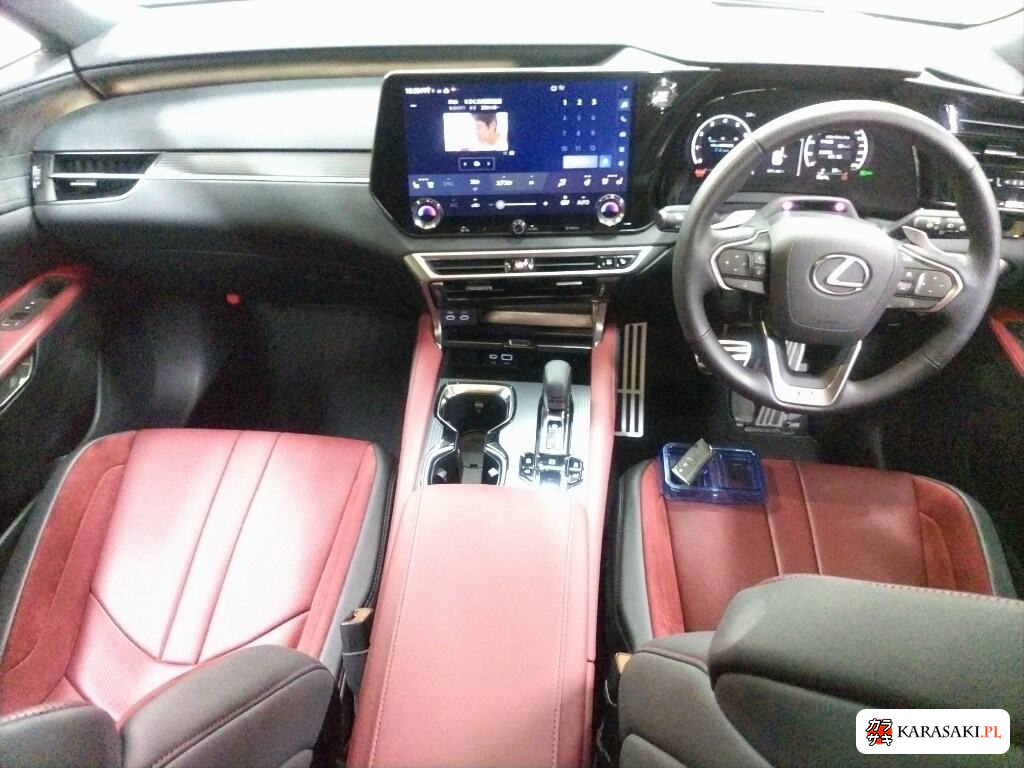 Lexus RX 2025 z aukcji japońskiej