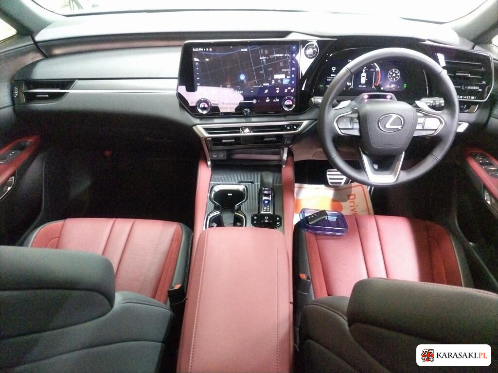 Lexus RX 2025 z aukcji japońskiej