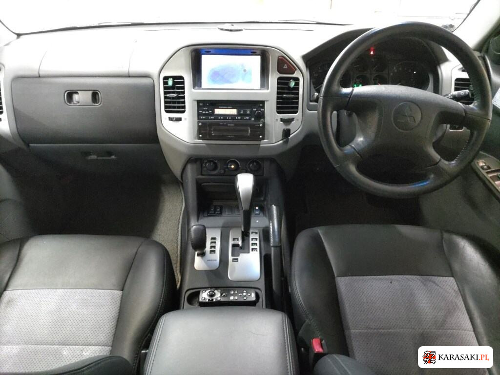 Mitsubishi Pajero 2004 z aukcji japońskiej