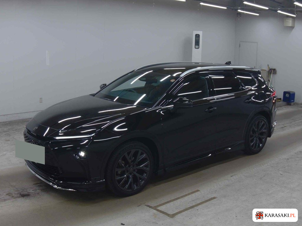 Toyota Crown Estate 2025 z aukcji japońskiej