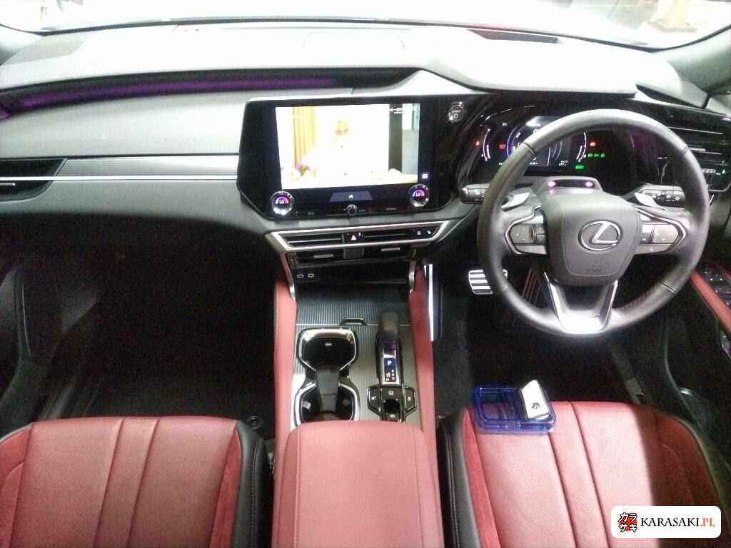 Lexus RX 2024 z aukcji japońskiej
