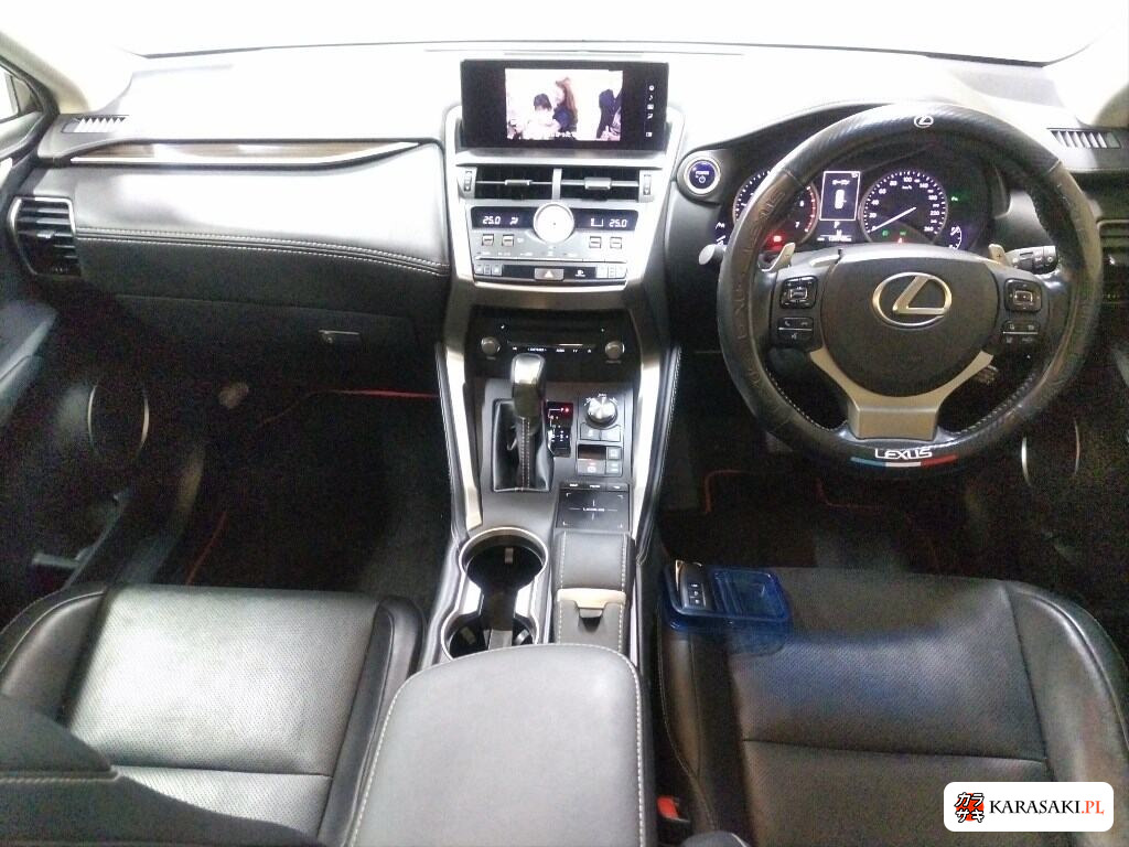 Lexus NX 2018 z aukcji japońskiej