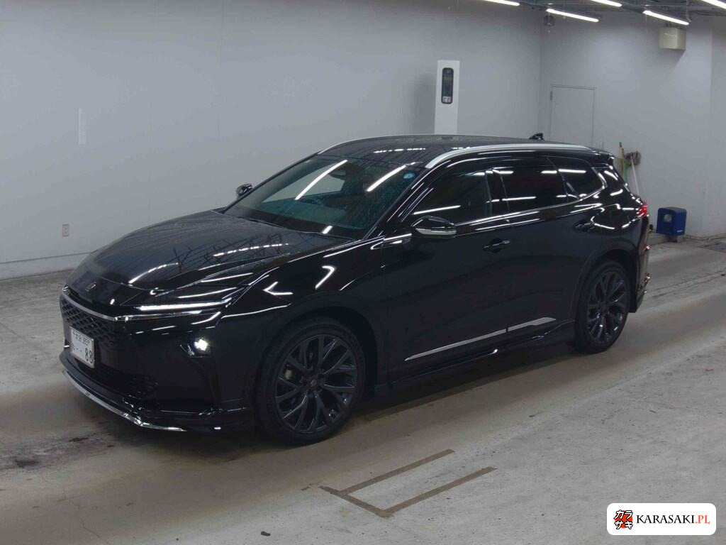 Toyota Crown Estate 2025 z aukcji japońskiej