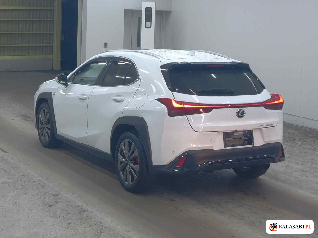 Lexus Ux 2024 z aukcji japońskiej