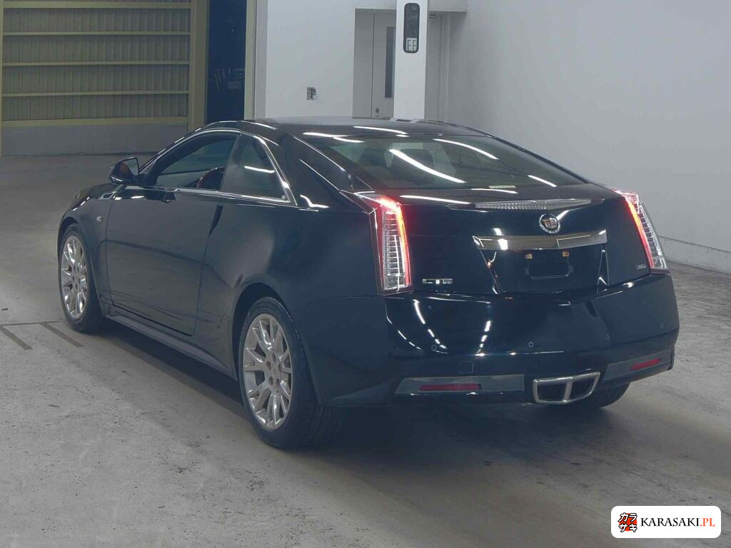 Cadillac CTS Coupe 2010 z aukcji japońskiej
