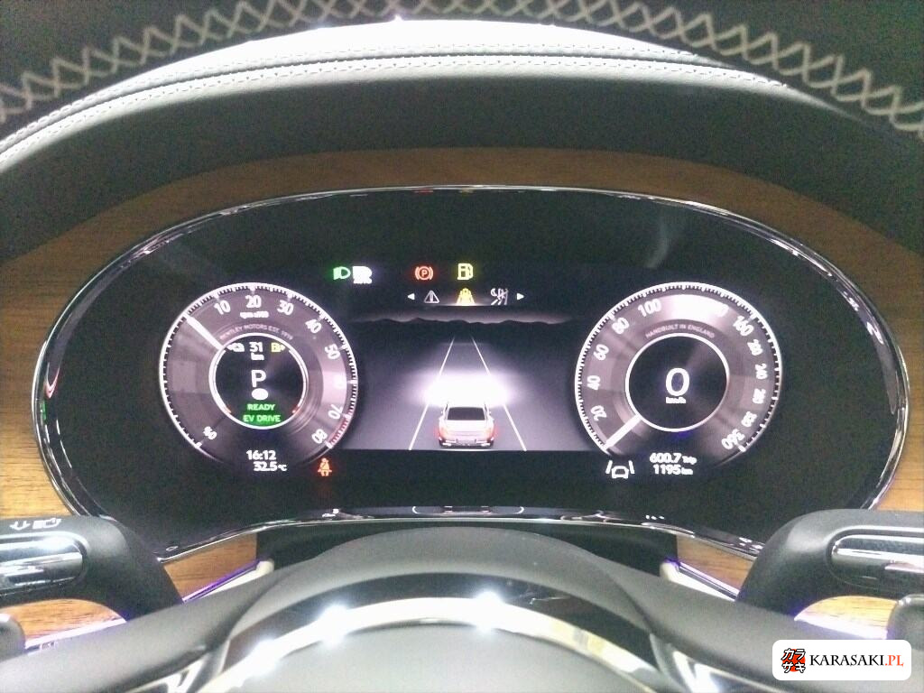 Bentley Flying Spur 2025 z aukcji japońskiej