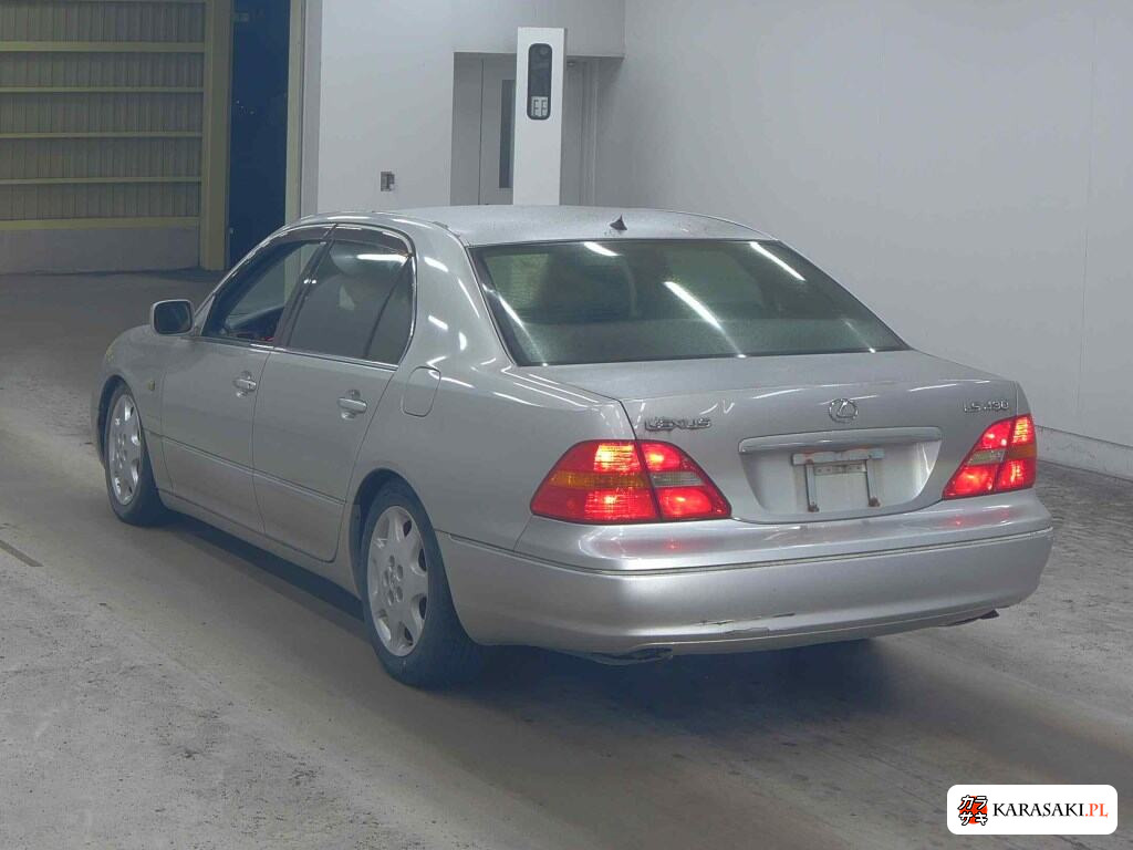 Toyota Celsior 2001 z aukcji japońskiej
