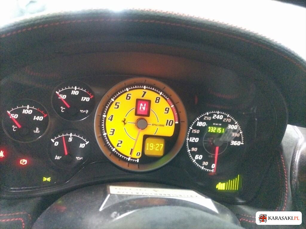 Ferrari 430 Scuderia 2008 z aukcji japońskiej