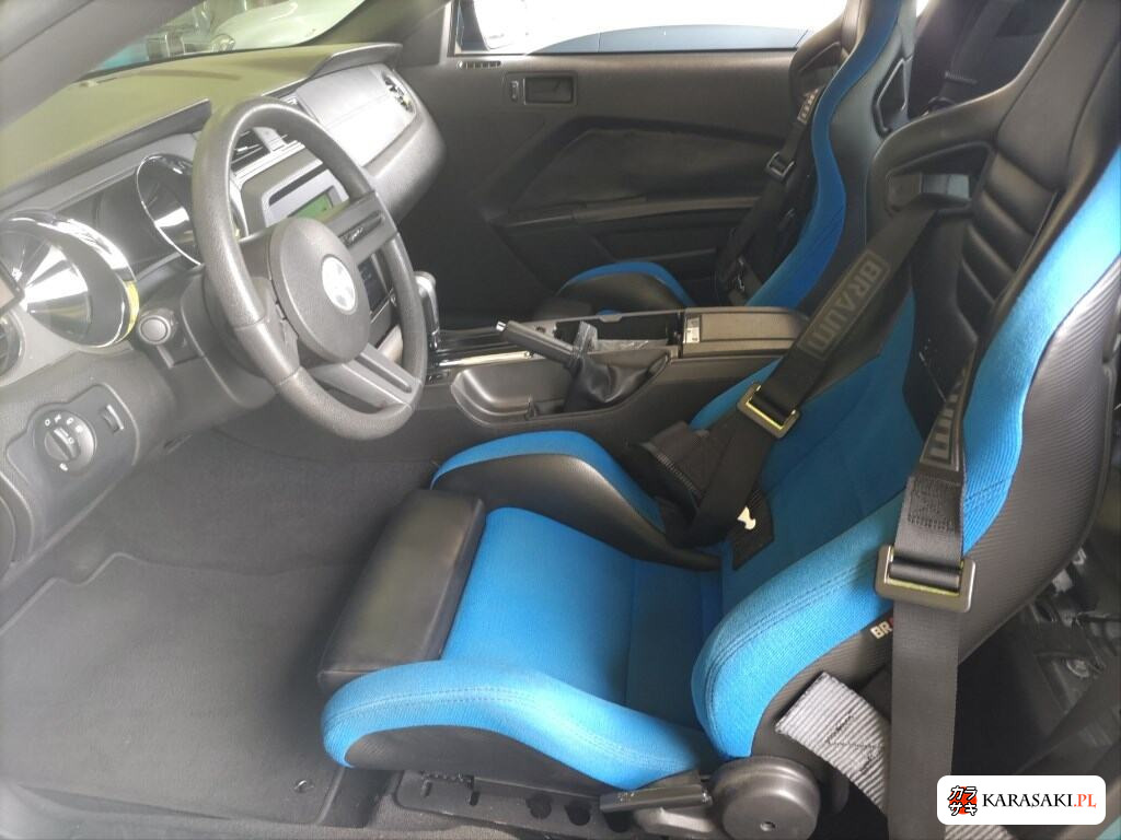 Ford Mustang 2013 z aukcji japońskiej