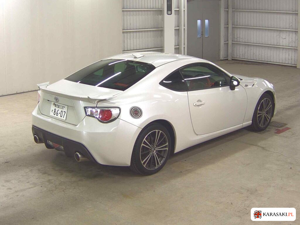 Toyota 86 2012 z aukcji japońskiej