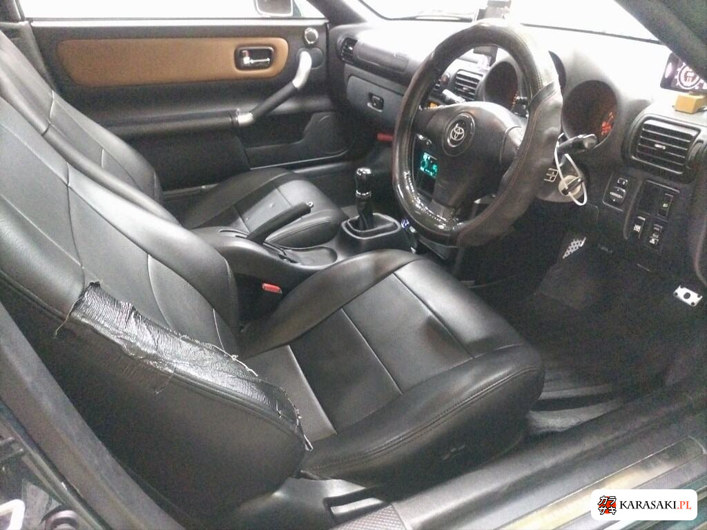 Toyota MR-S 2004 z aukcji japońskiej