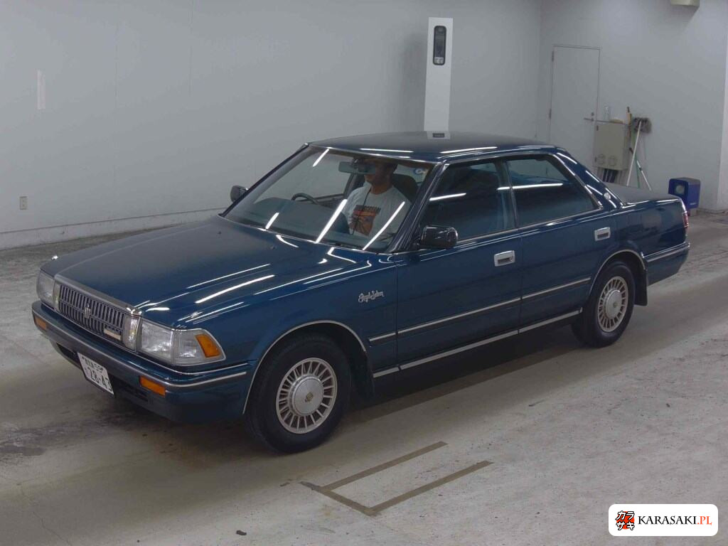 Toyota Crown 1988 z aukcji japońskiej