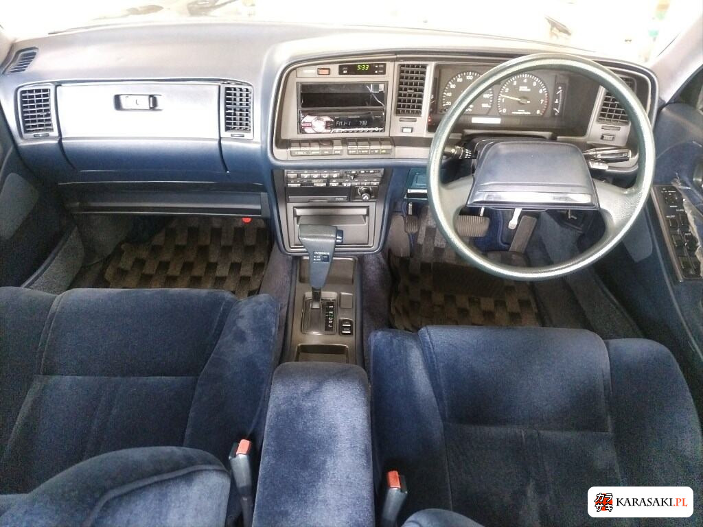 Toyota Crown 1988 z aukcji japońskiej