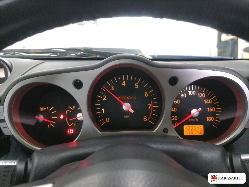 Nissan Fairlady Z 2002 z aukcji japońskiej