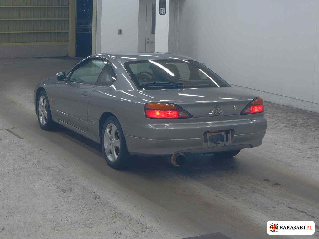 Nissan Silvia 1999 z aukcji japońskiej