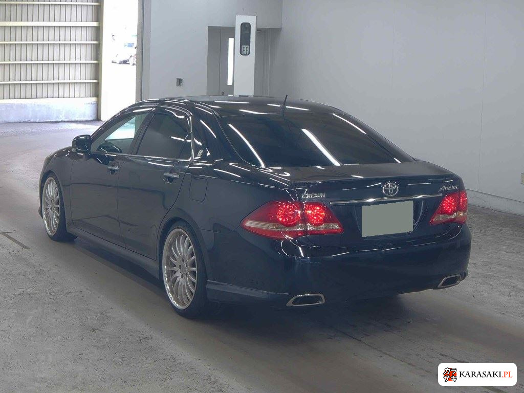 Toyota Crown 2008 z aukcji japońskiej
