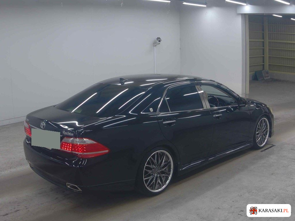 Toyota Crown 2012 z aukcji japońskiej
