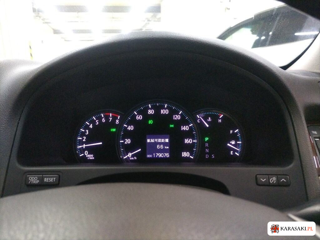 Toyota Crown 2012 z aukcji japońskiej
