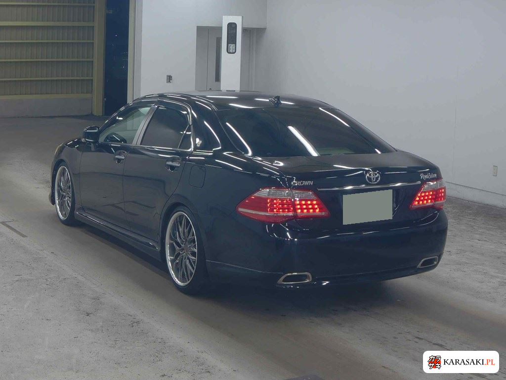 Toyota Crown 2012 z aukcji japońskiej