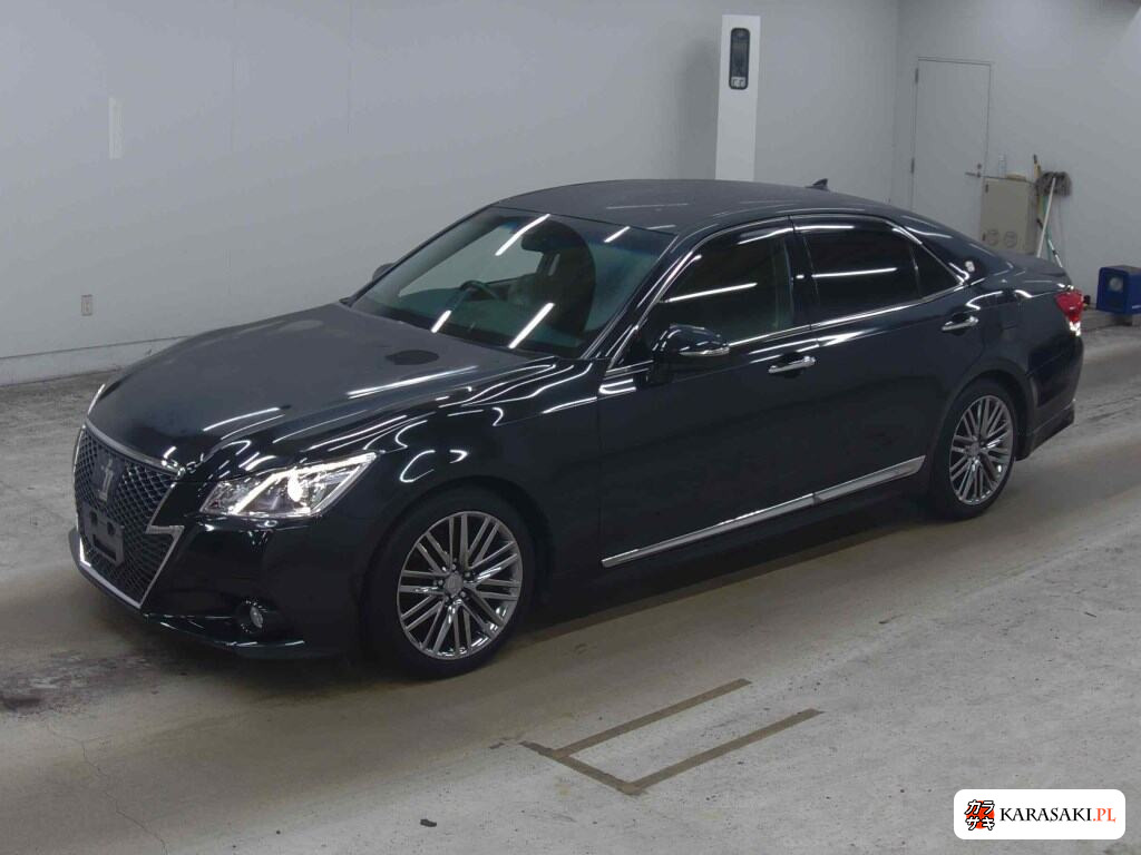 Toyota Crown 2013 z aukcji japońskiej