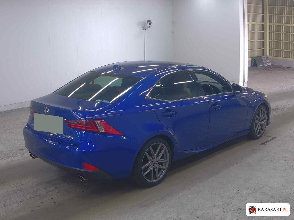 Lexus Is 2015 z aukcji japońskiej