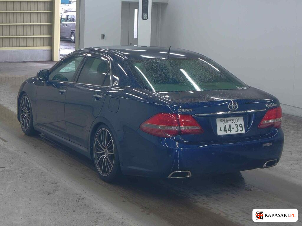 Toyota Crown 2008 z aukcji japońskiej