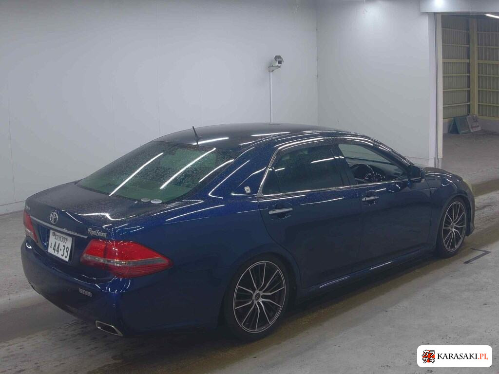 Toyota Crown 2008 z aukcji japońskiej
