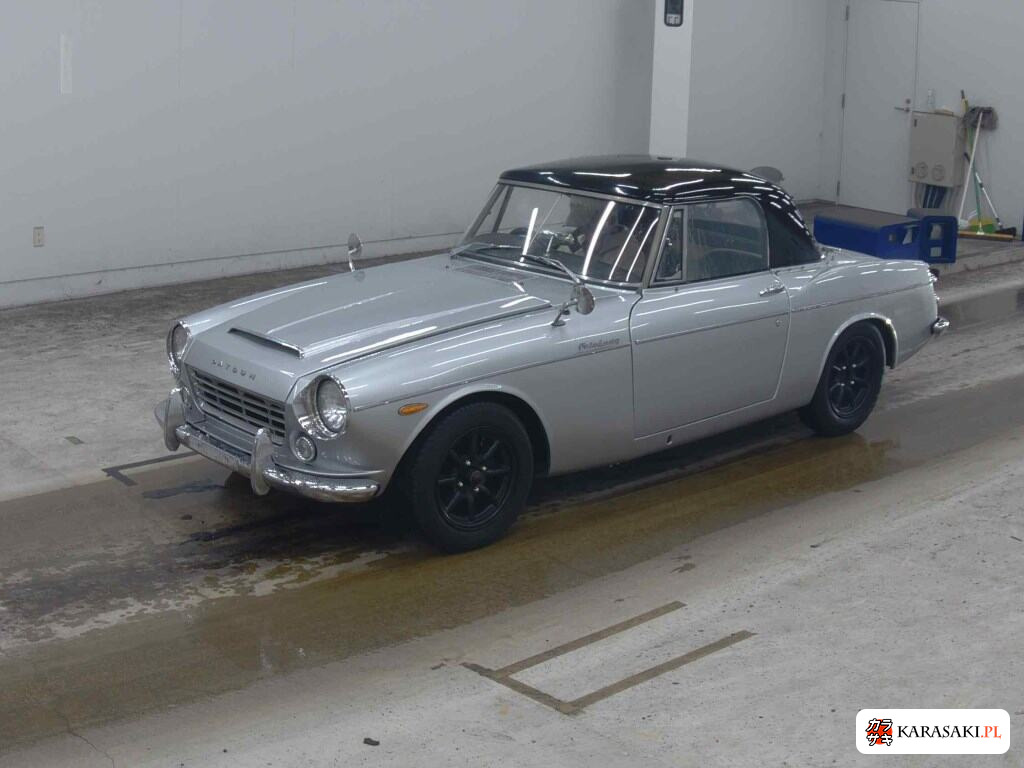 Nissan Datsun 1965 z aukcji japońskiej