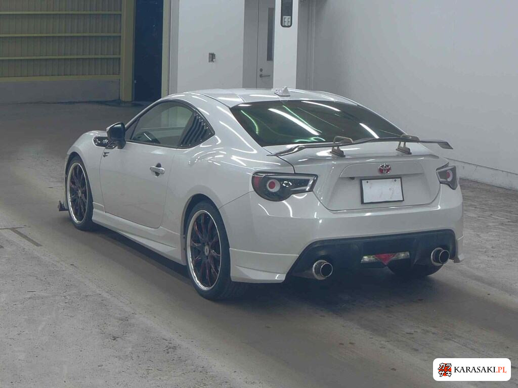 Toyota 86 2012 z aukcji japońskiej