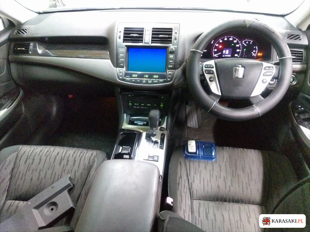 Toyota Crown 2010 z aukcji japońskiej