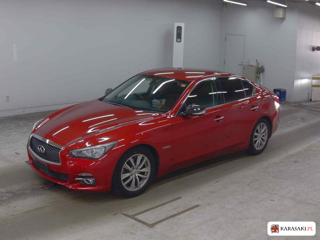 Nissan Skyline 2014 z aukcji japońskiej
