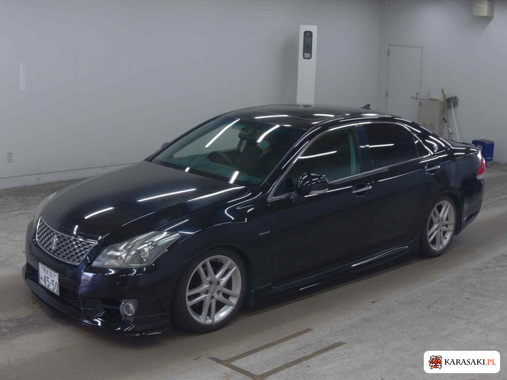 Toyota Crown 2010 z aukcji japońskiej