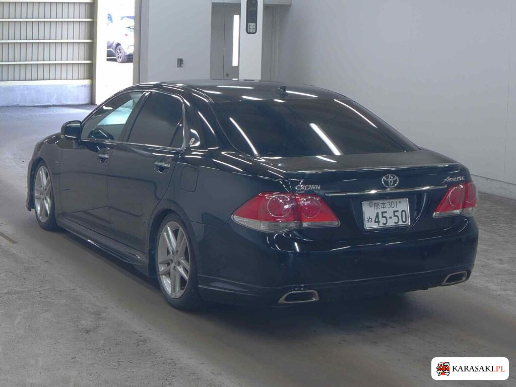 Toyota Crown 2010 z aukcji japońskiej