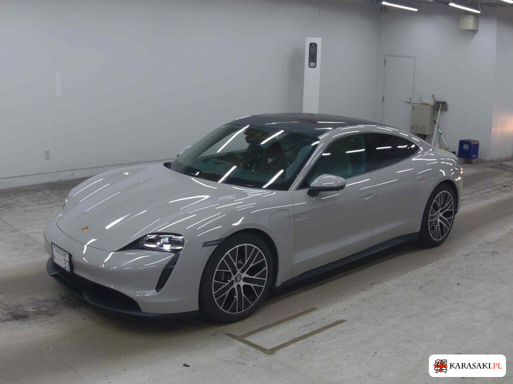 Porsche Taycan 2023 z aukcji japońskiej