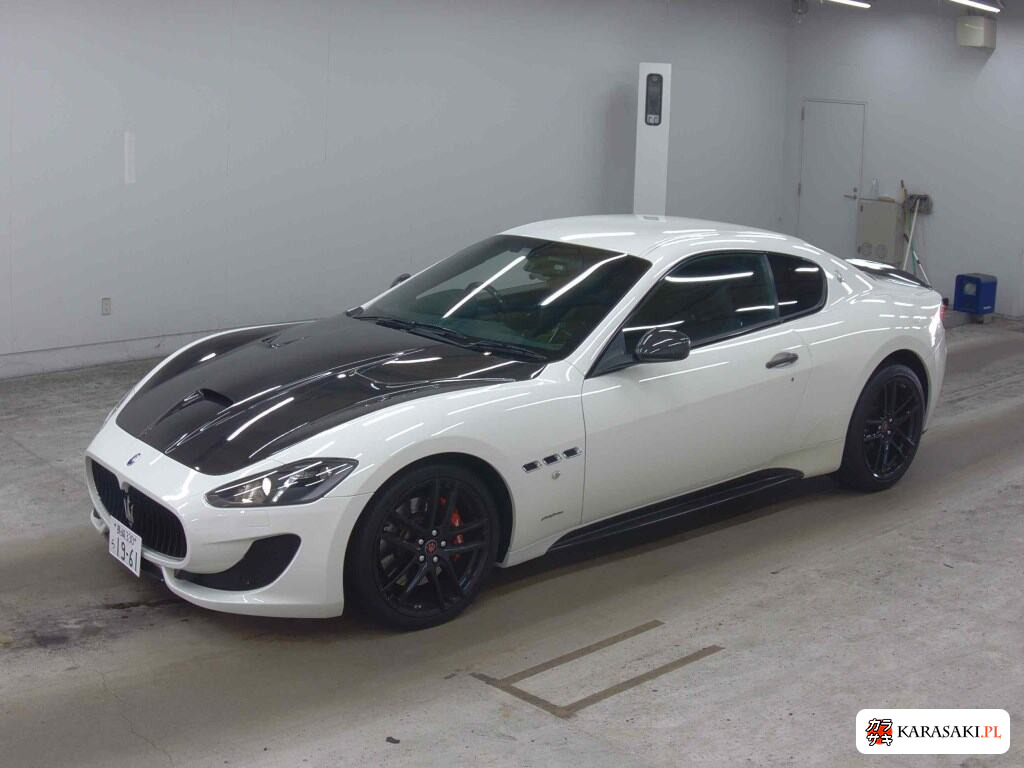 Maserati Granturismo 2017 from a Japanese auction