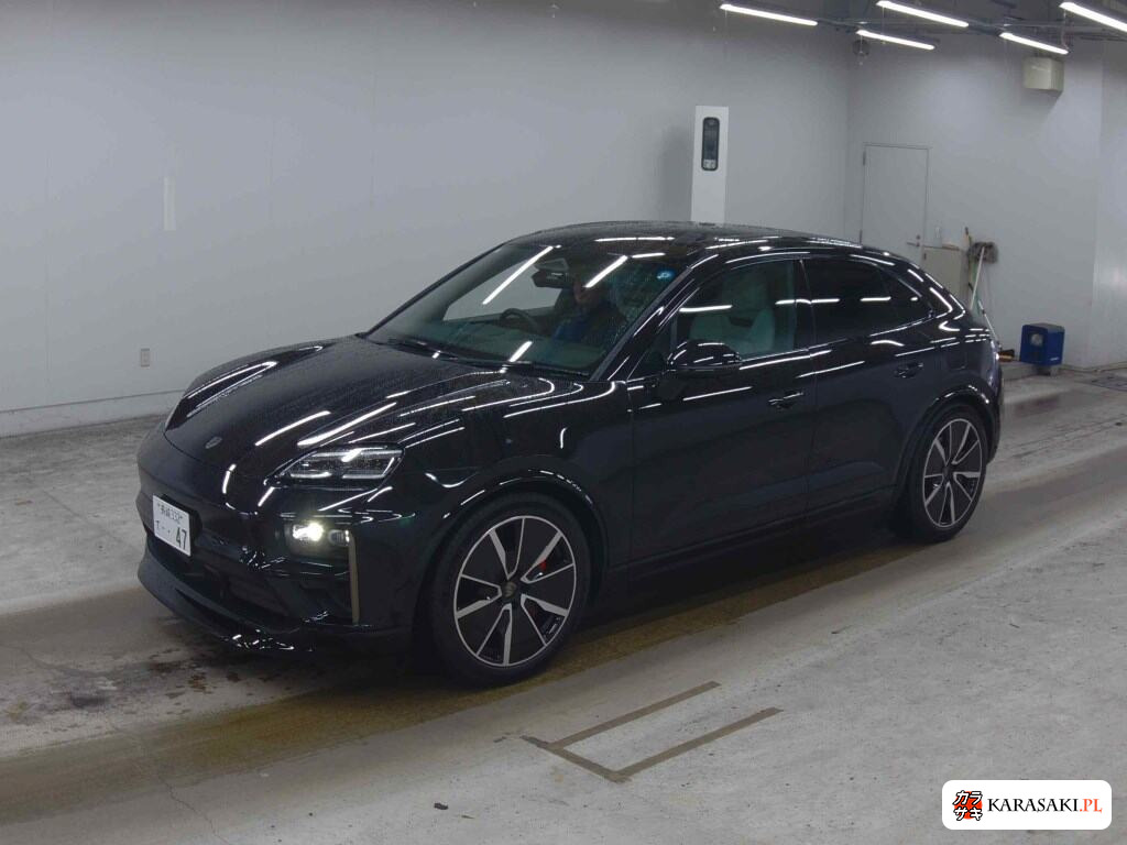 Porsche Macan 2025 z aukcji japońskiej