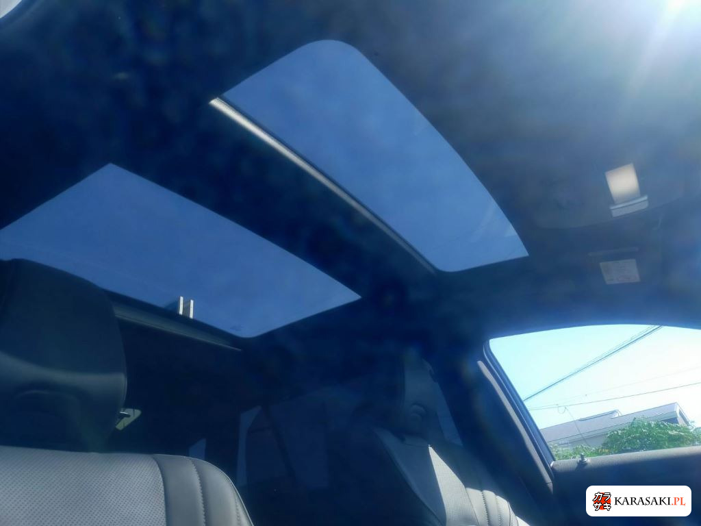 Toyota Crown 2024 z aukcji japońskiej