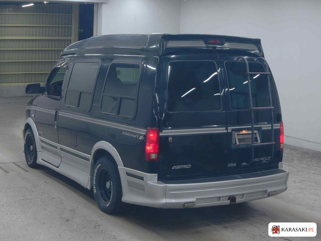 Chevrolet Astro 2002 z aukcji japońskiej