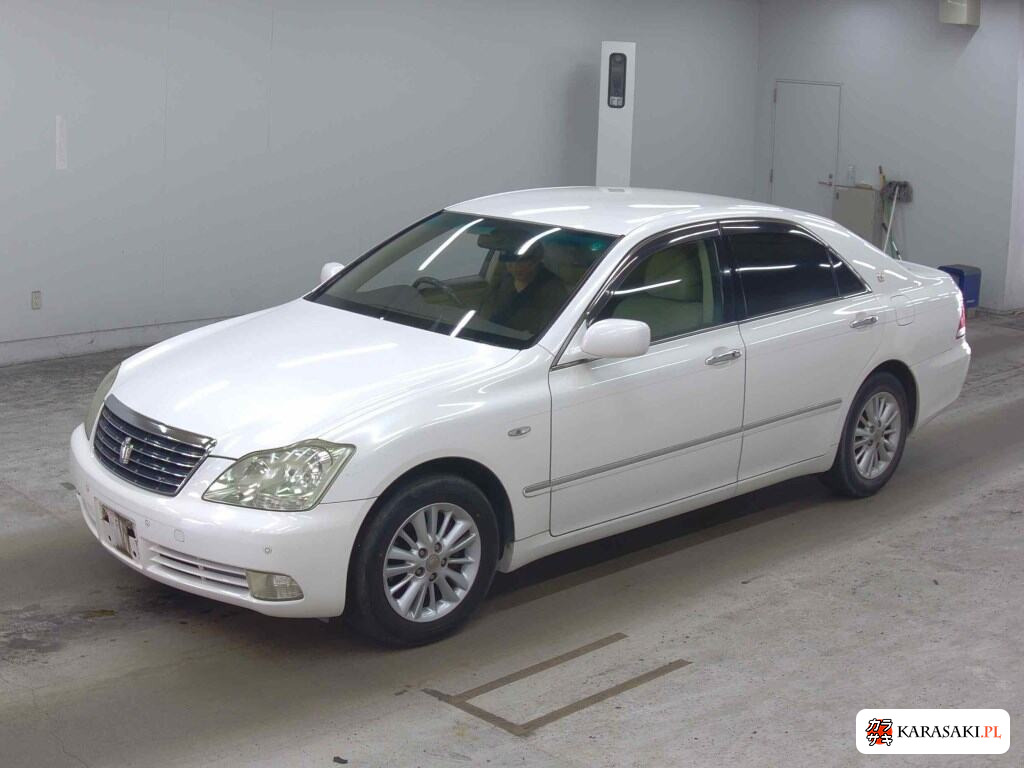 Toyota Crown 2004 z aukcji japońskiej