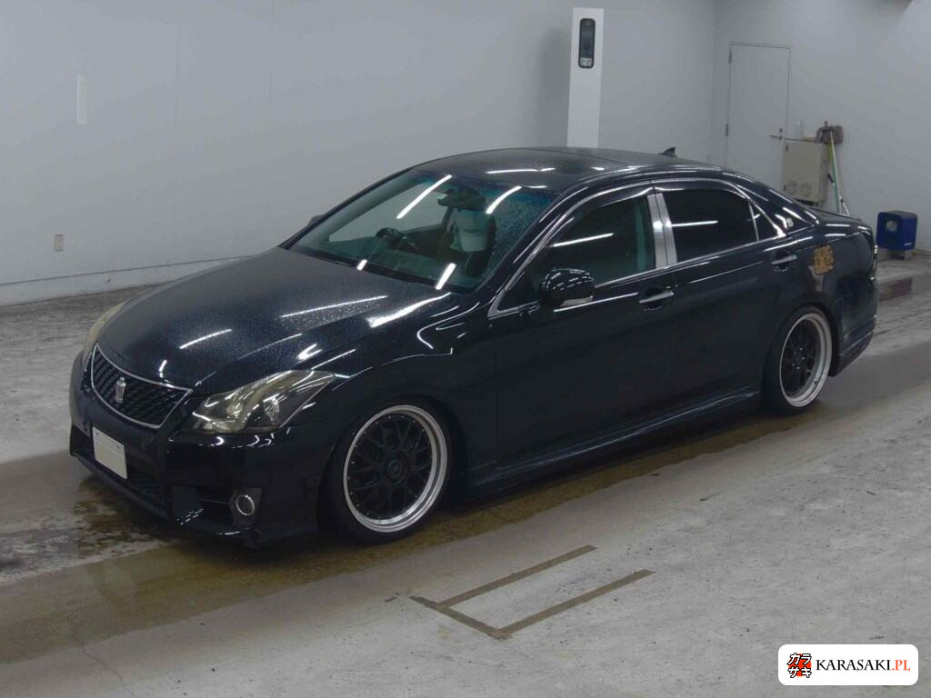 Toyota Crown z aukcji japońskiej
