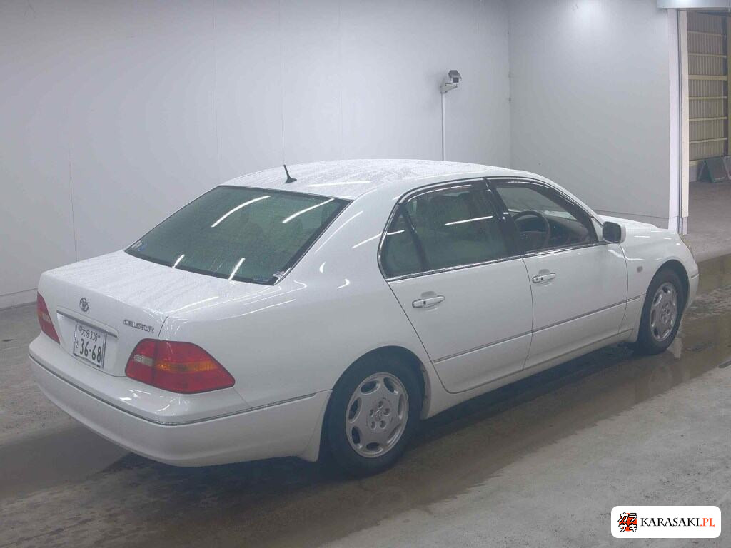 Toyota Celsior 2001 z aukcji japońskiej