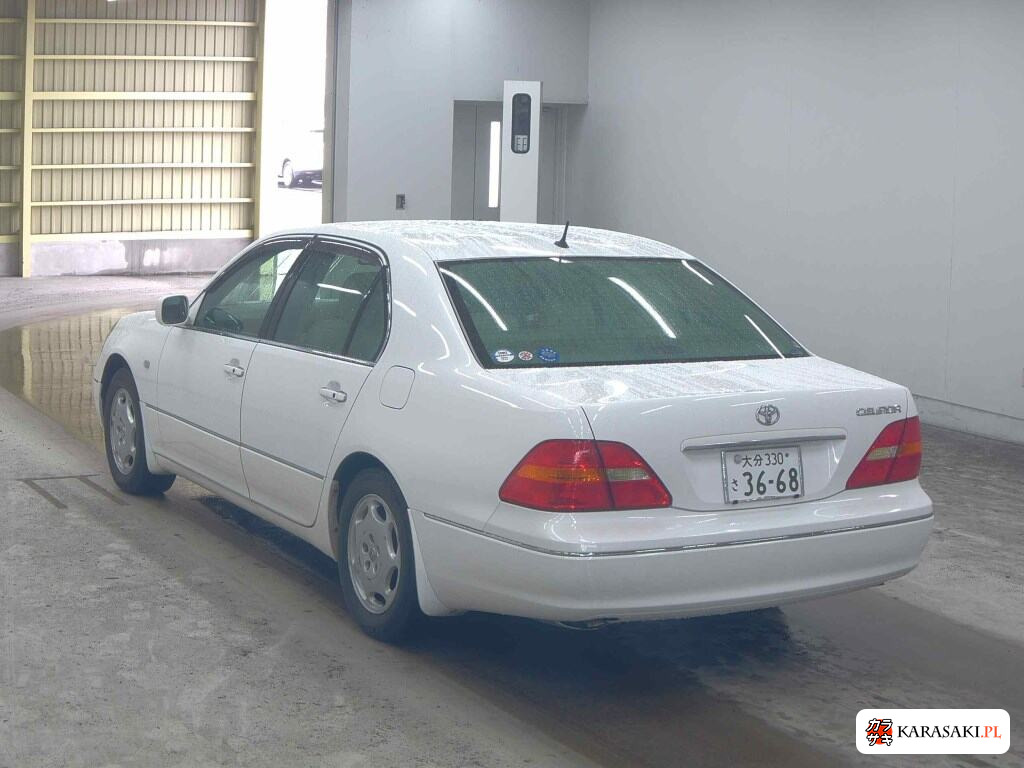 Toyota Celsior 2001 z aukcji japońskiej